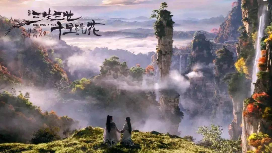 探索未知,畅谈心声——“遥望洞庭山水翠,白银盘里一青螺。”一句中运用什么修辞方法?问答社区