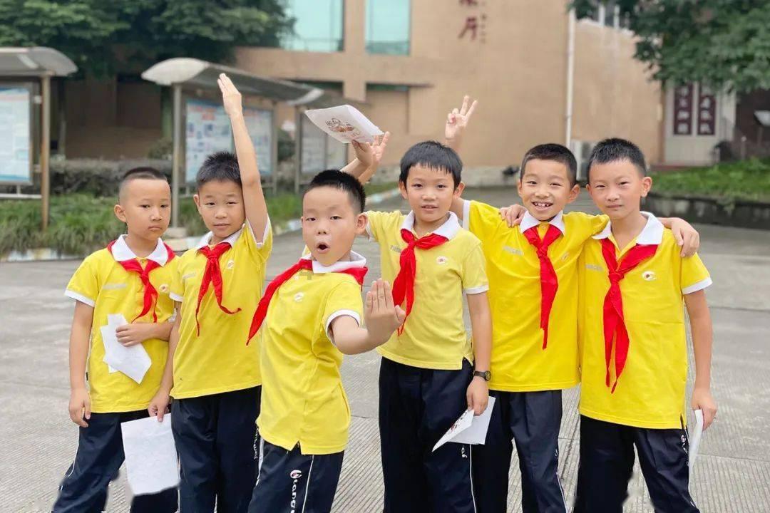 小猫钓鱼游戏龙王版有船